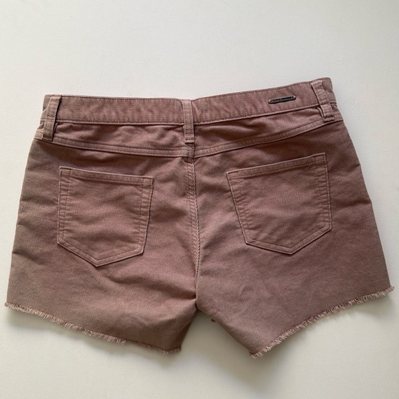 Carve Oahu 4” micro corduroy shorts with raw hem in excellent condition - Picture 2 of 5